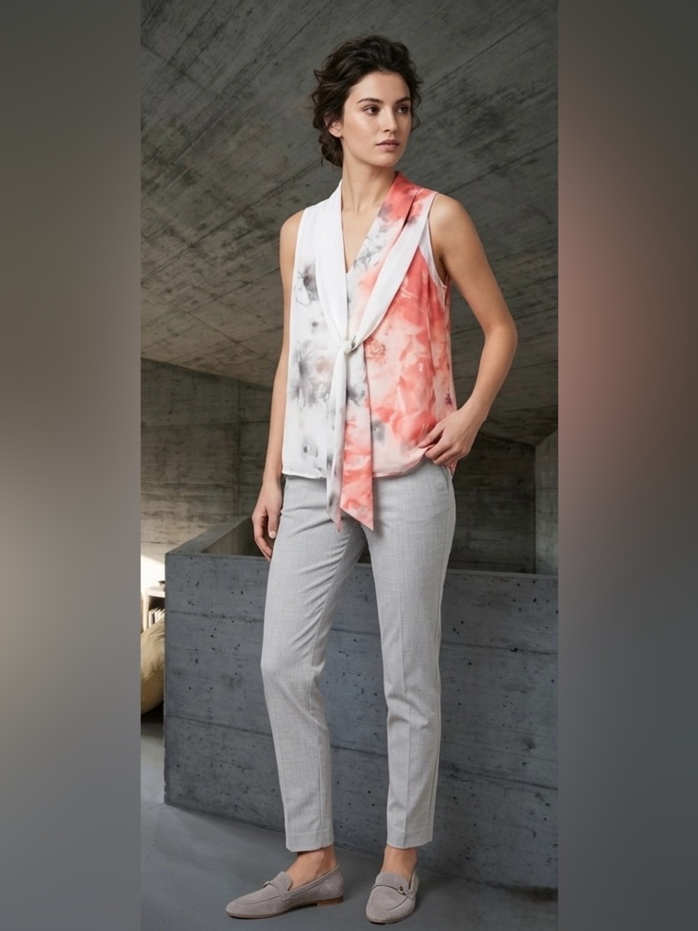 Cleo M Sleeveless Tie-Neck Blouse in Coral, White & Grey